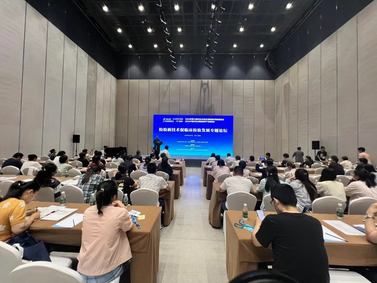 1716253645745033110.jpg 1716253645745033110.jpg